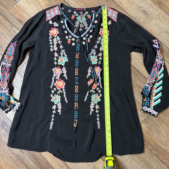 Johnny Was Aloura Embroidered Women’s Blouse - Picture 13 of 16